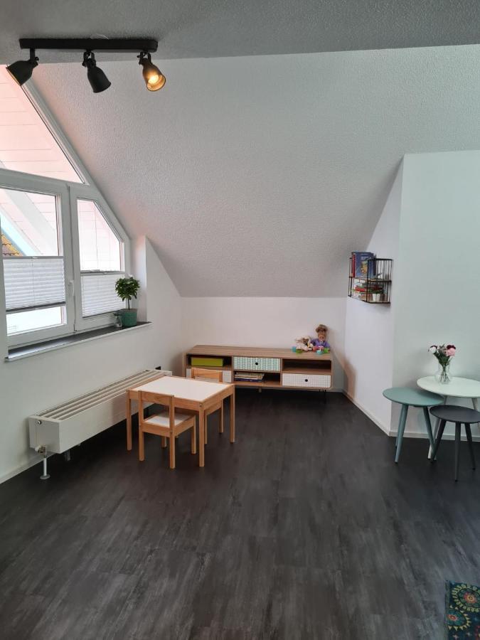 Maisonette-Wohnung Mit Balkon Радольфцелль  Экстерьер фото